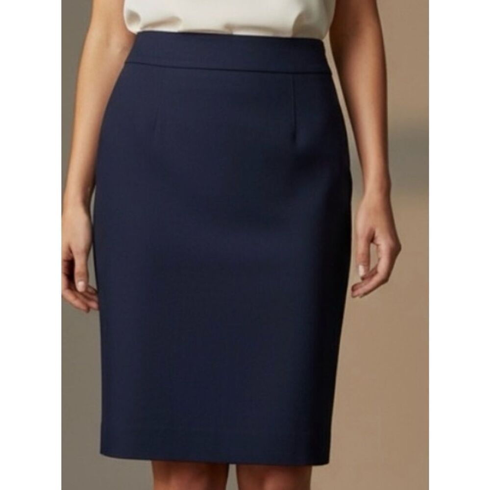 Banana Republic Sloan pencil skirt twill back zip two back pockets navy size 10